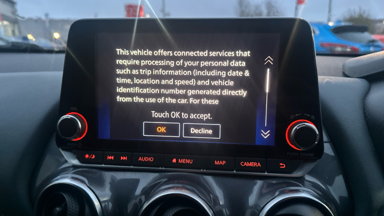 Nissan Juke 1.0 DiG-T N-Connecta 5dr Petrol Hatchback